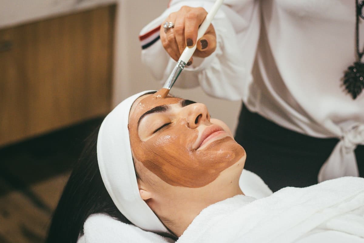Anti-Aging Treatments: Differences Between Botox, Fillers and Mesotherapy